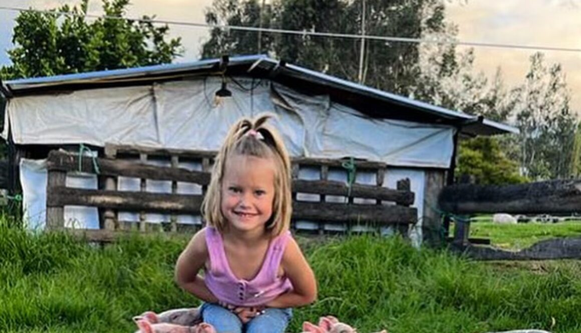 Caroline with Piglettes